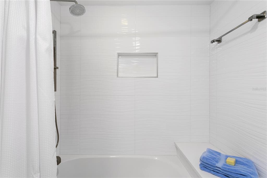 4993 BACOPA LANE S 304 photo 24