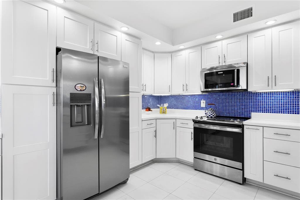 4993 BACOPA LANE S 304 photo 11