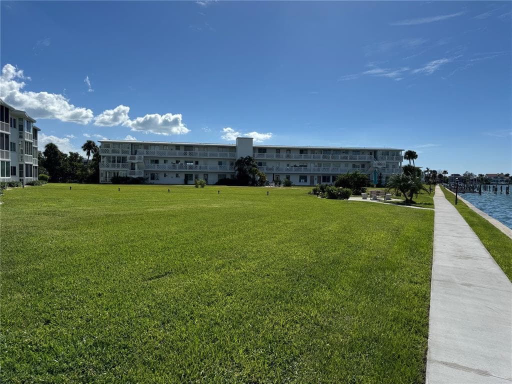 767 JOHN RINGLING BOULEVARD #2 1