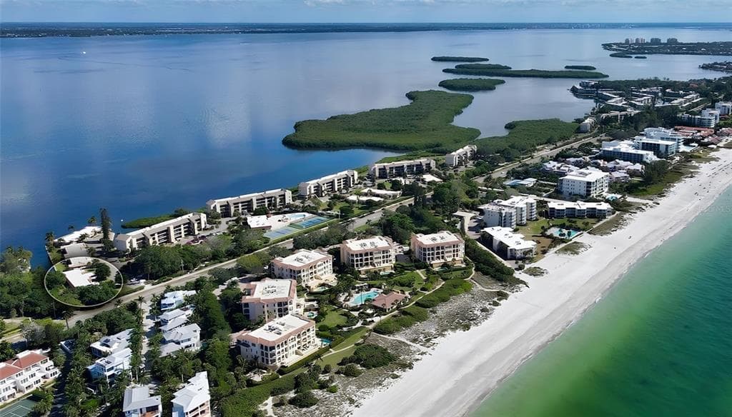 4976 GULF OF MEXICO DRIVE #Villa 18 2