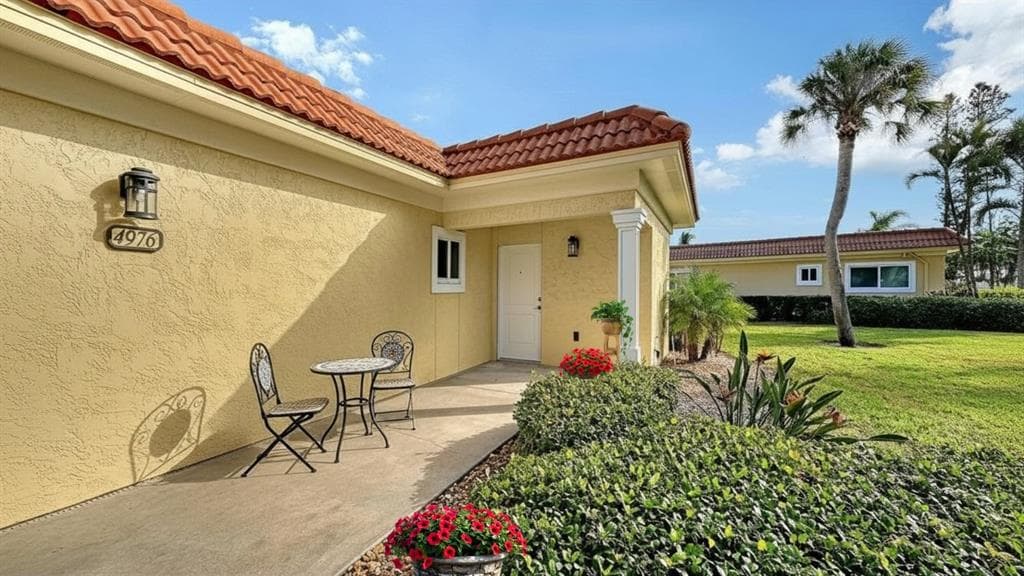 4976 GULF OF MEXICO DRIVE #Villa 18 5