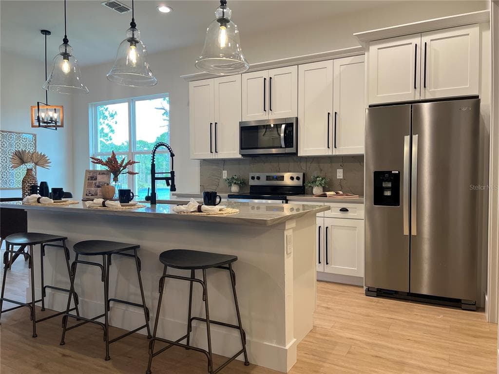 205 ROSEDALE DRIVE 2