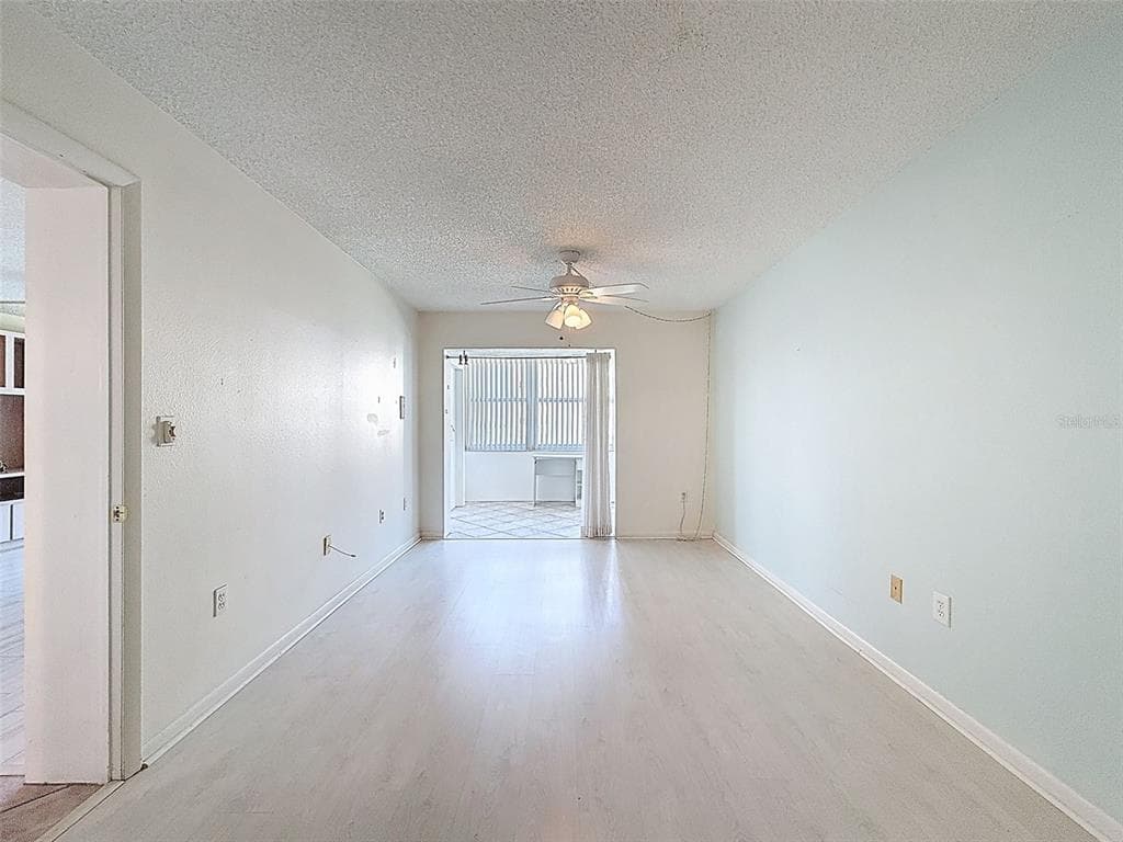 4550 COVE CIRCLE 507 photo 15