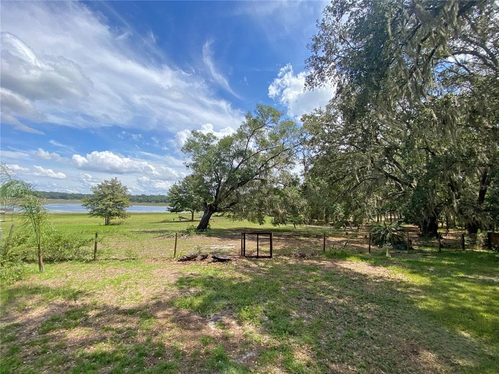 148 SWAN LAKE DRIVE photo 25