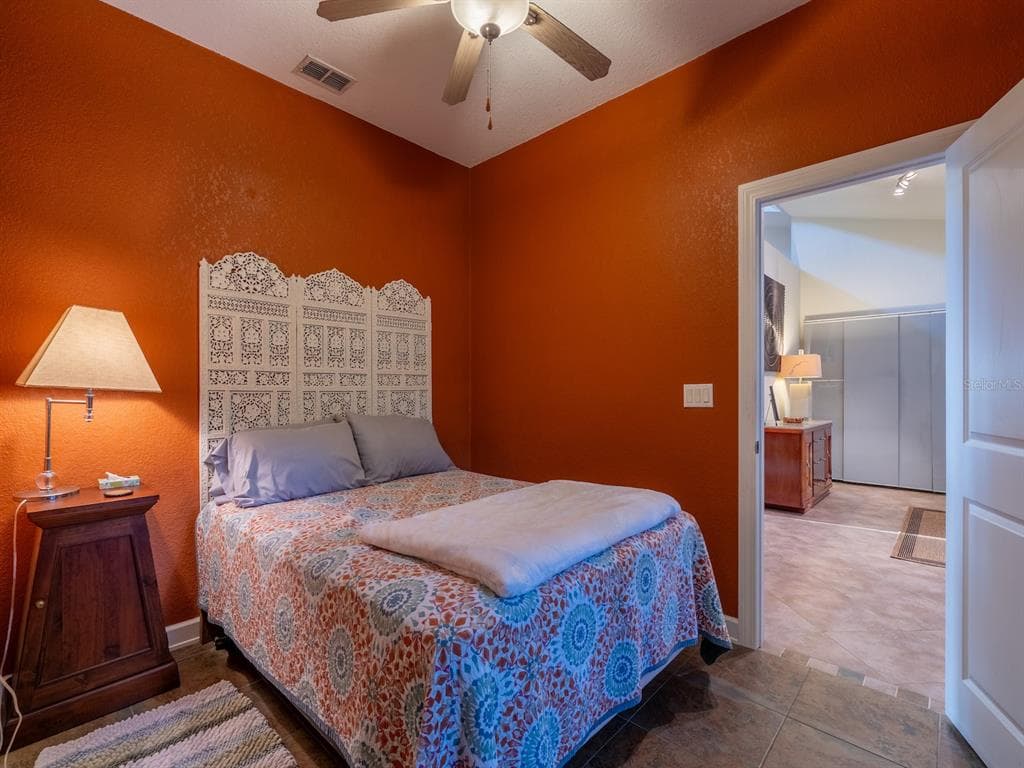 25212 E HIGHWAY 316 photo 25