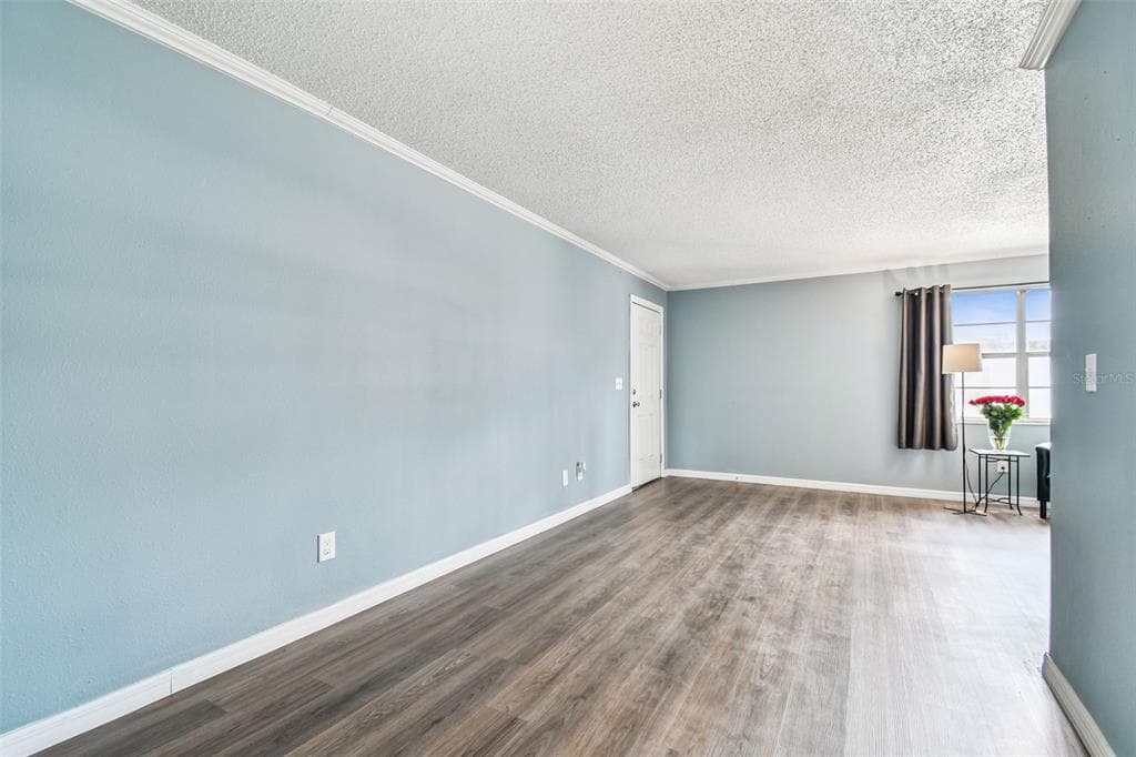 9115 TUDOR DRIVE E106 photo 16