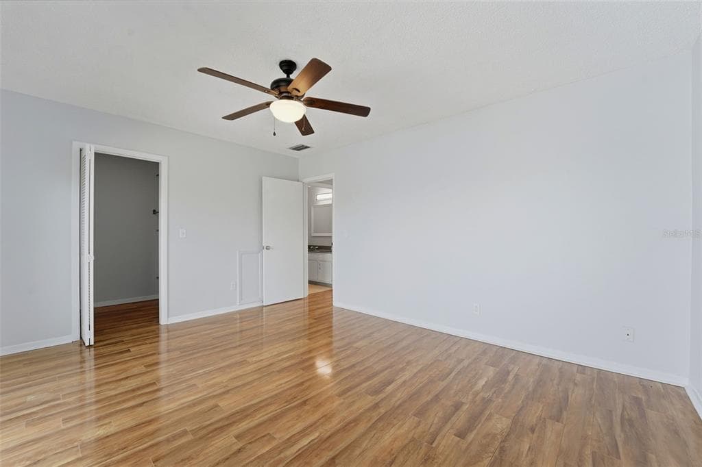 833 E GULF BOULEVARD 103 photo 23