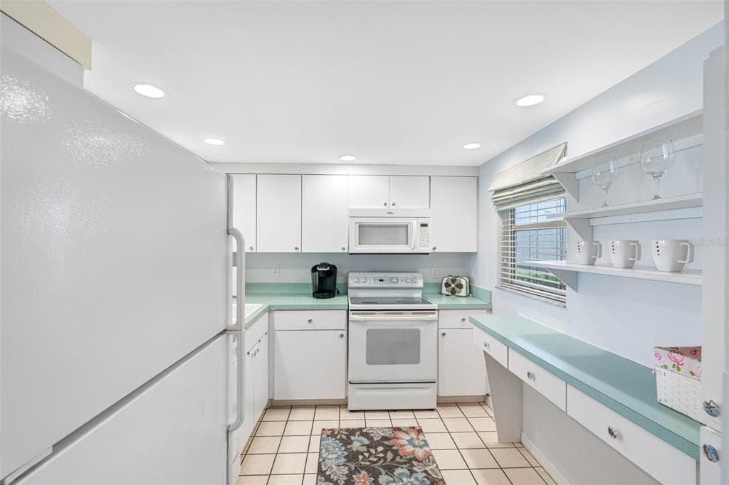 7871 SAILBOAT KEY BOULEVARD S 106 photo 4