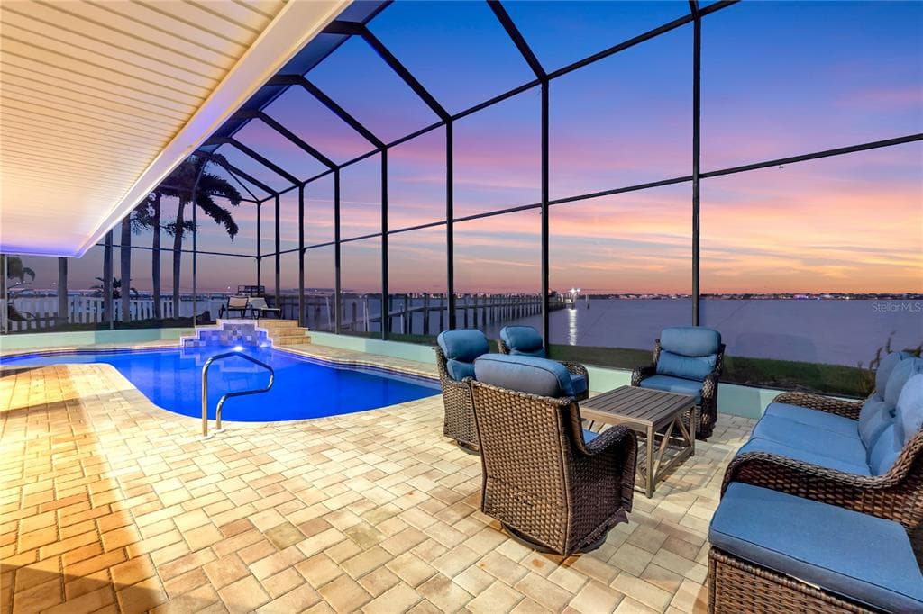 818 NANCY GAMBLE LANE 5