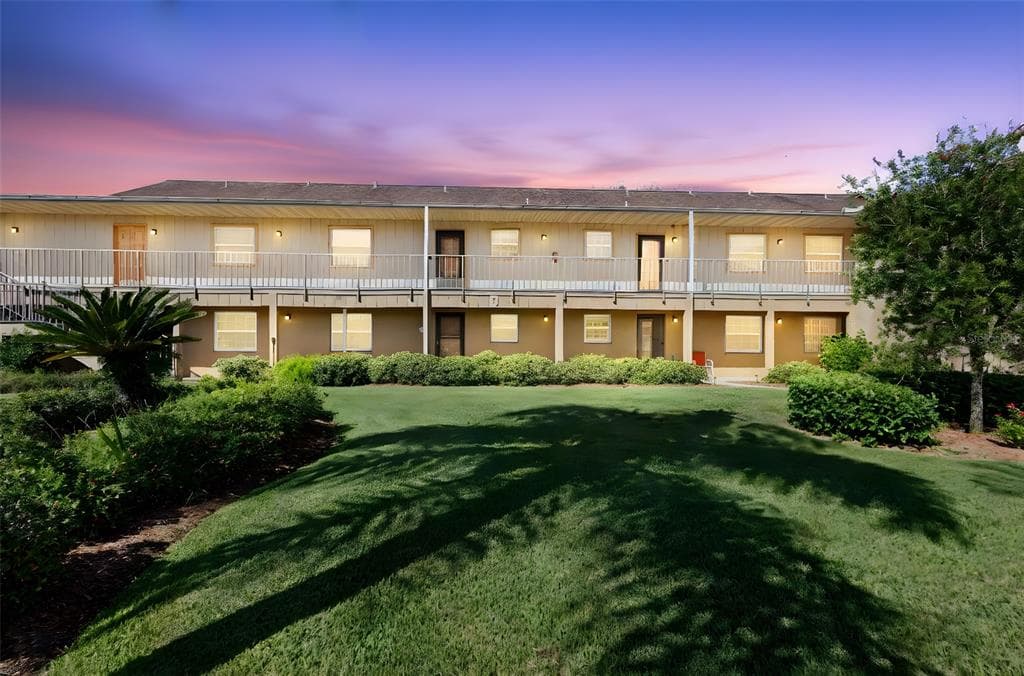 1640 JUNO TRAIL #202D 2