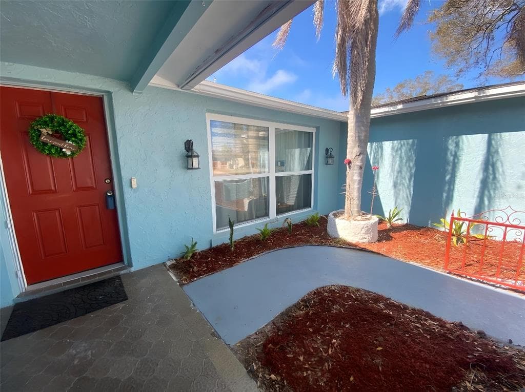 1817 DARTMOUTH DRIVE photo 1