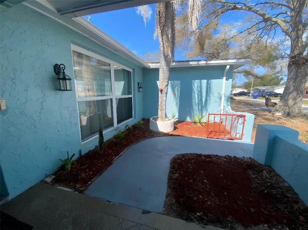 1817 DARTMOUTH DRIVE photo 4