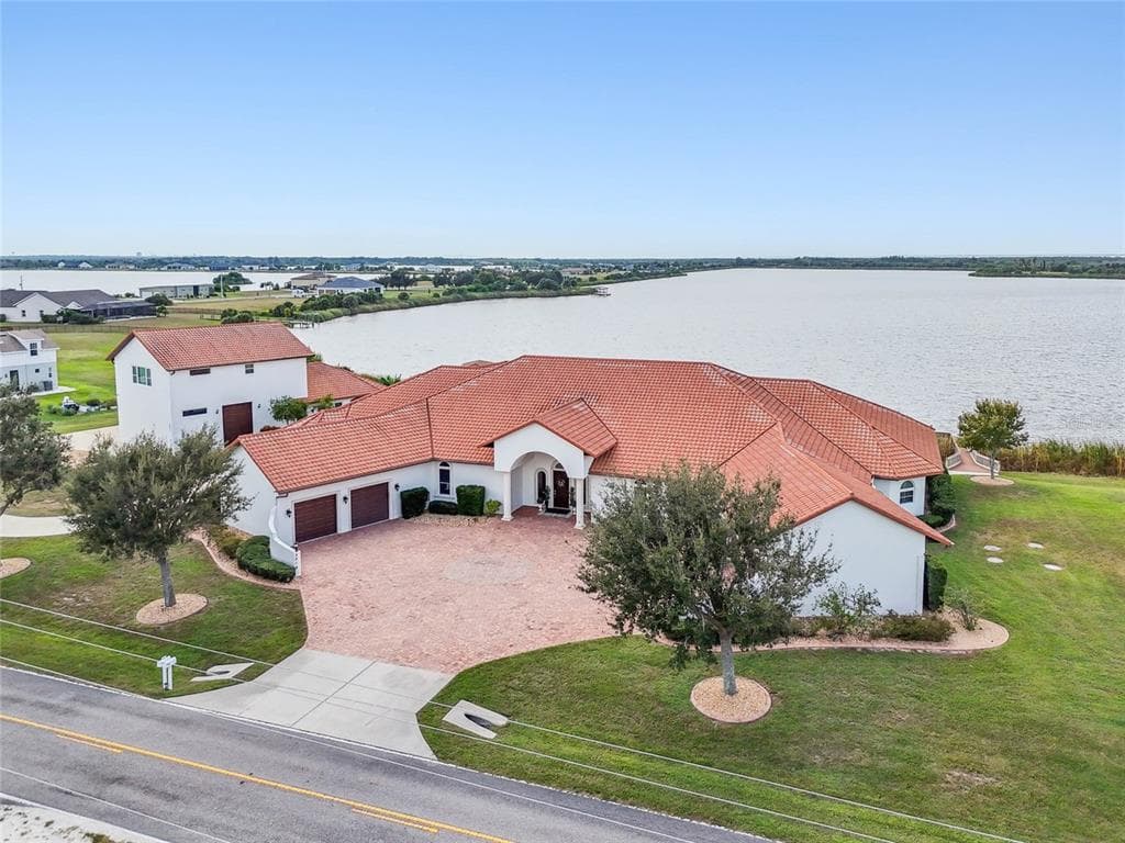 3215 GULF CITY ROAD 3