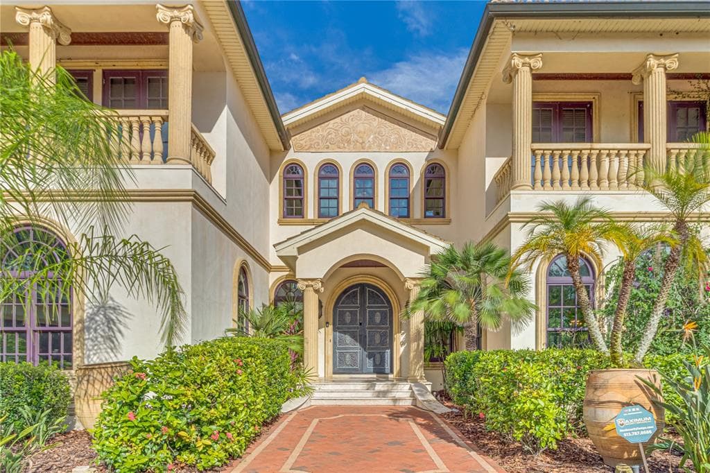 117 BELLAMERE PALMS COURT photo 11