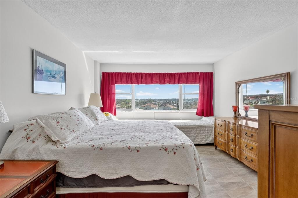 31 ISLAND WAY 408 photo 16