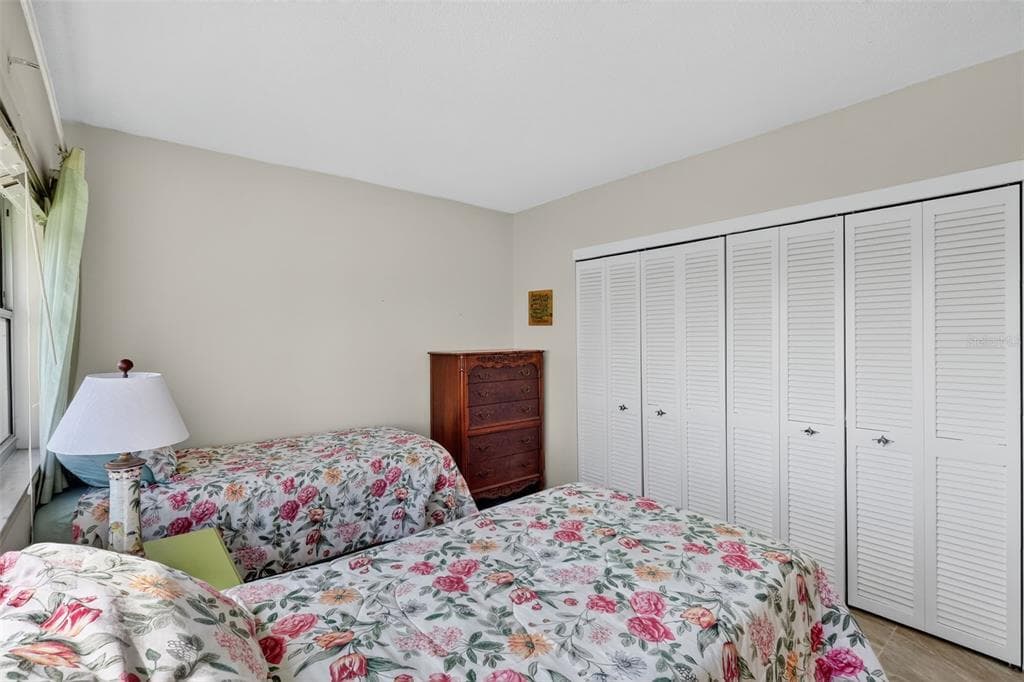 31 ISLAND WAY 408 photo 22