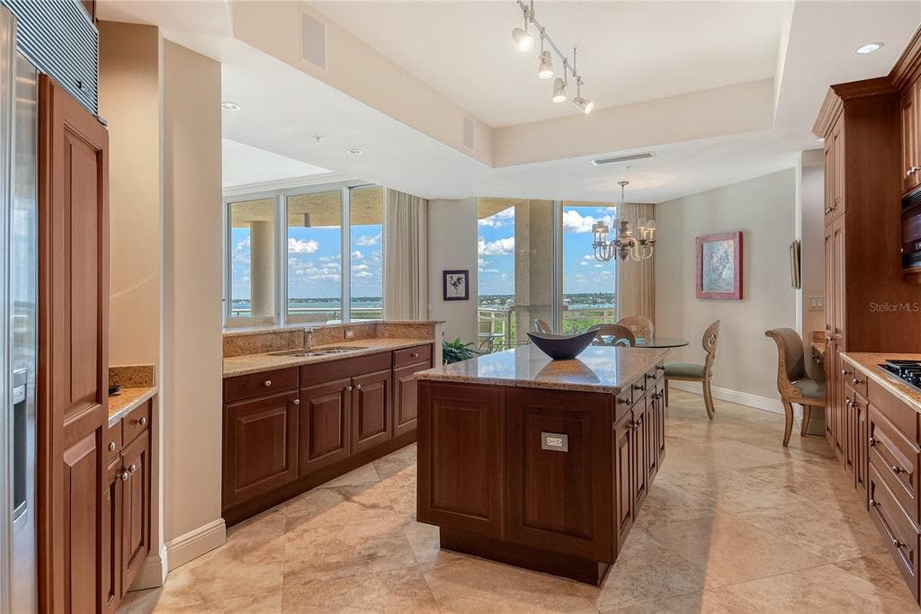 1300 BENJAMIN FRANKLIN DRIVE 709 photo 13