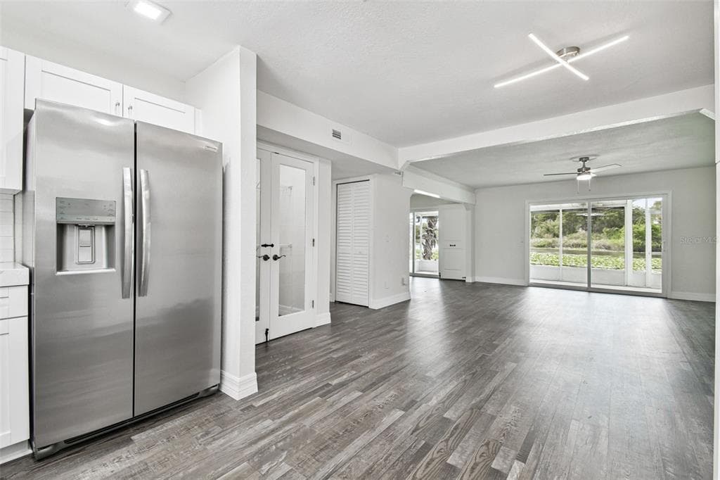 4036 CORTEZ DRIVE A photo 16