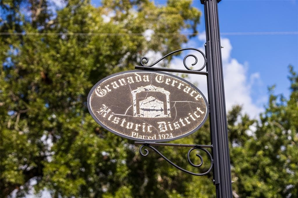 2400 COFFEE POT BOULEVARD NE 4