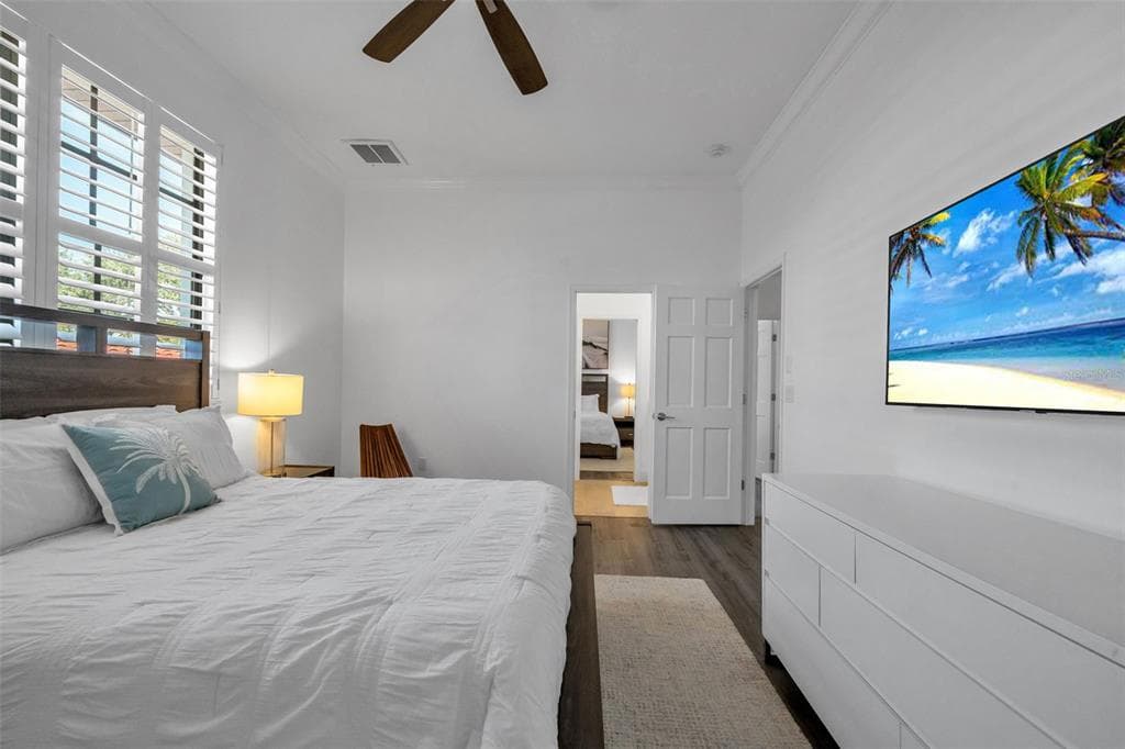 112 LEEWARD ISLAND photo 17