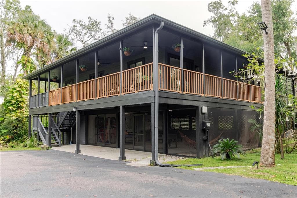 8304 REVELS ROAD photo 3