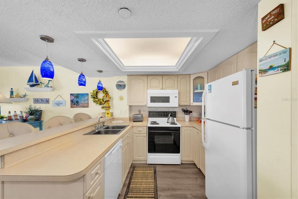 19440 GULF BOULEVARD 209 photo 9
