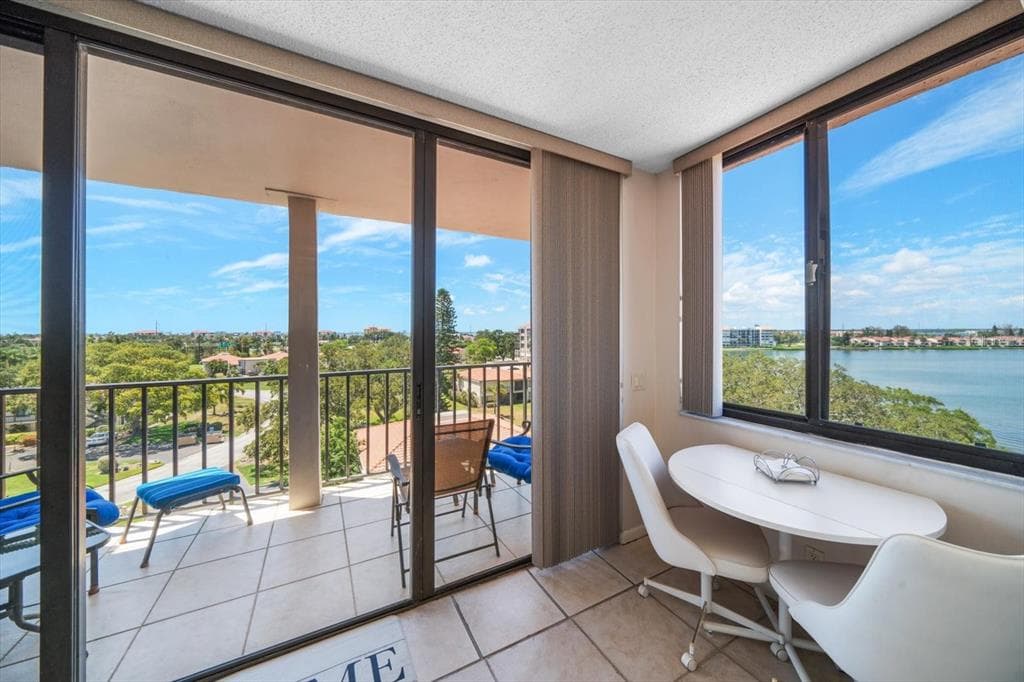 6218 PALMA DEL MAR BOULEVARD S 606 photo 7