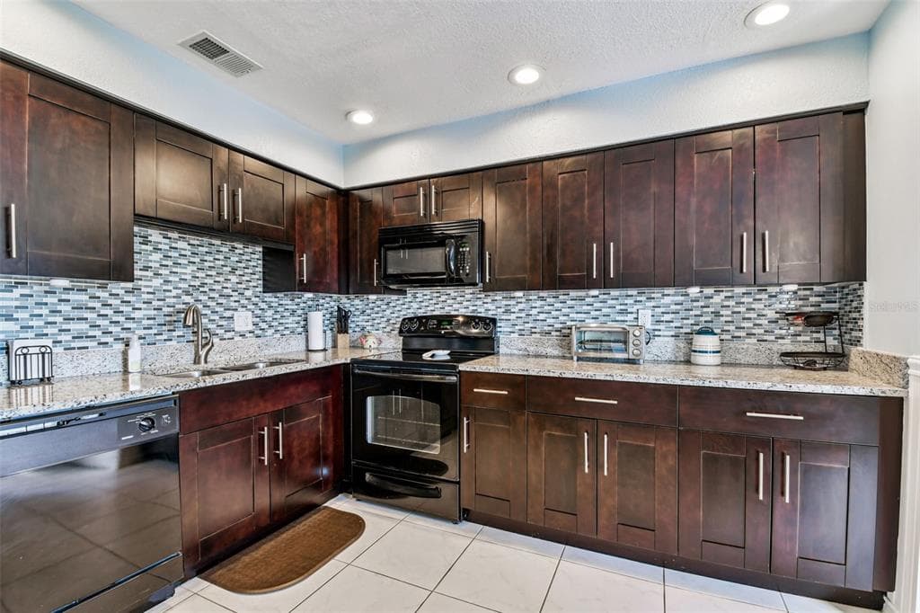 5116 BEACH DRIVE SE D photo 15