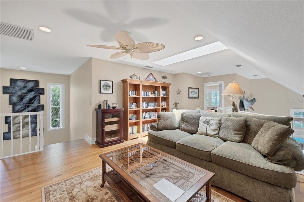 158 CARRICK BEND LANE photo 23