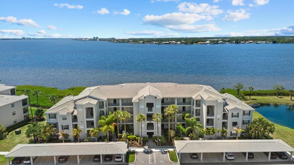 1030 TIDEWATER SHORES LOOP #406 2