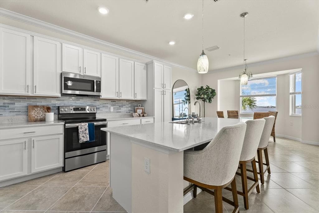 1030 TIDEWATER SHORES LOOP 406 photo 8