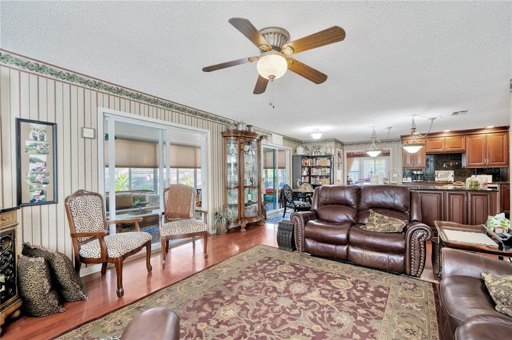 11526 RIVER COUNTRY DRIVE photo 17