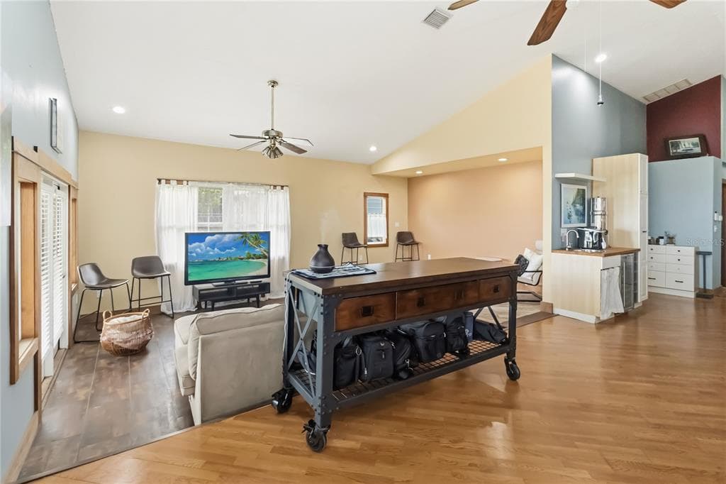 6210 ALLIGATOR LAKE SHORE E photo 23