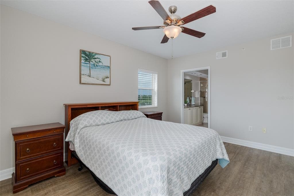4516 SEAGULL DRIVE 411 photo 21