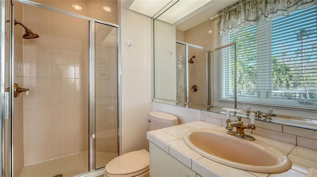 350 GULF OF MEXICO DRIVE 211 photo 18