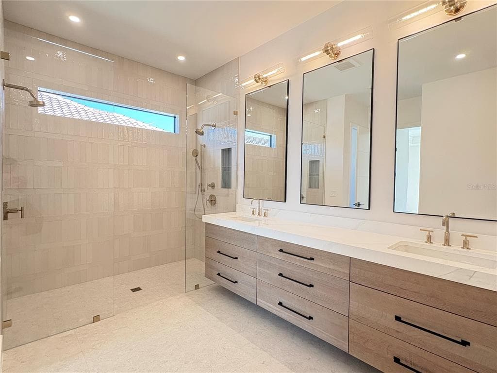276 ISLAND CIRCLE photo 14