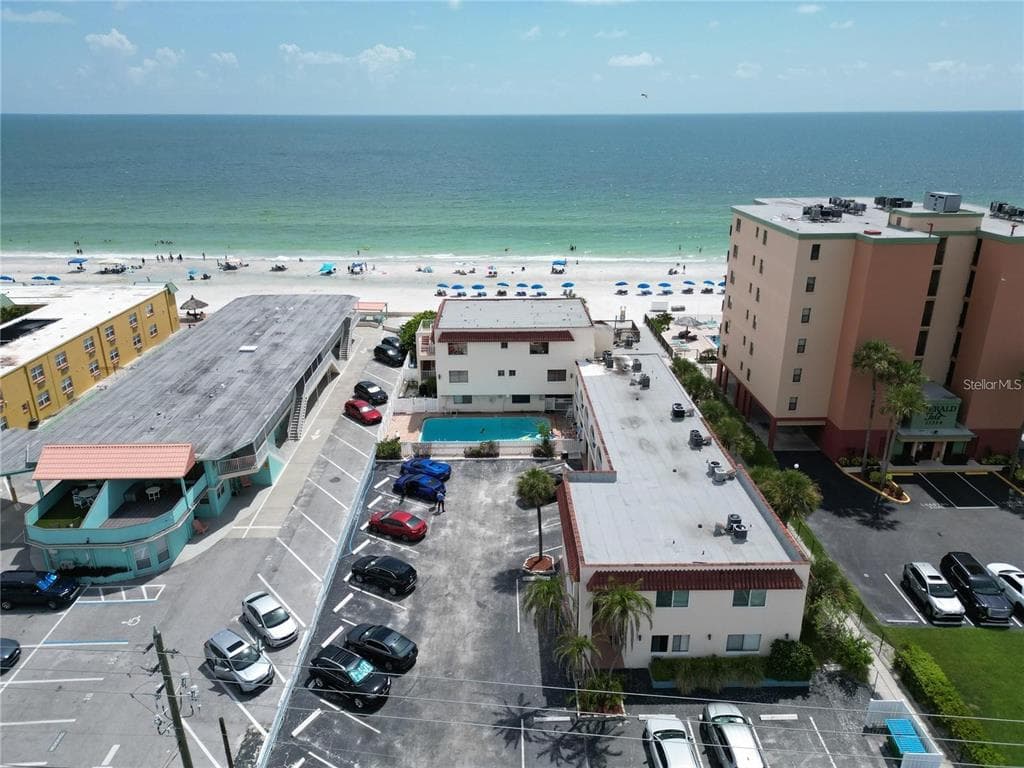 17300 GULF BOULEVARD 9 photo 2