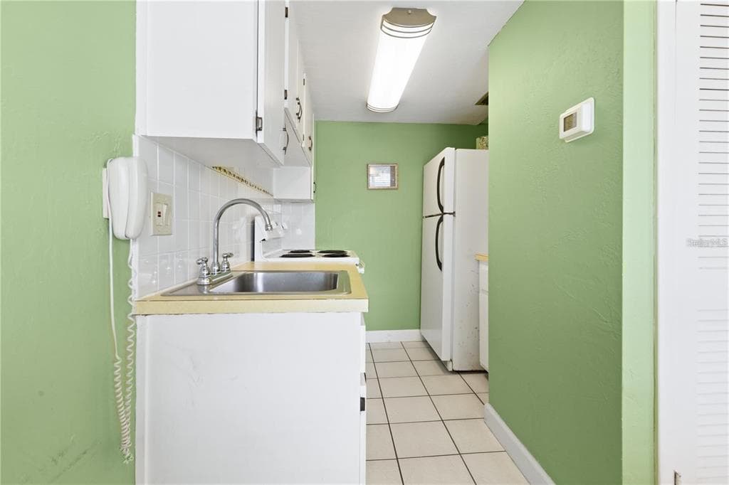 17300 GULF BOULEVARD 9 photo 6