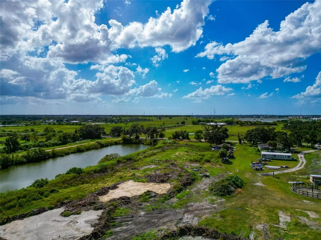 301 EAST ROAD photo 17