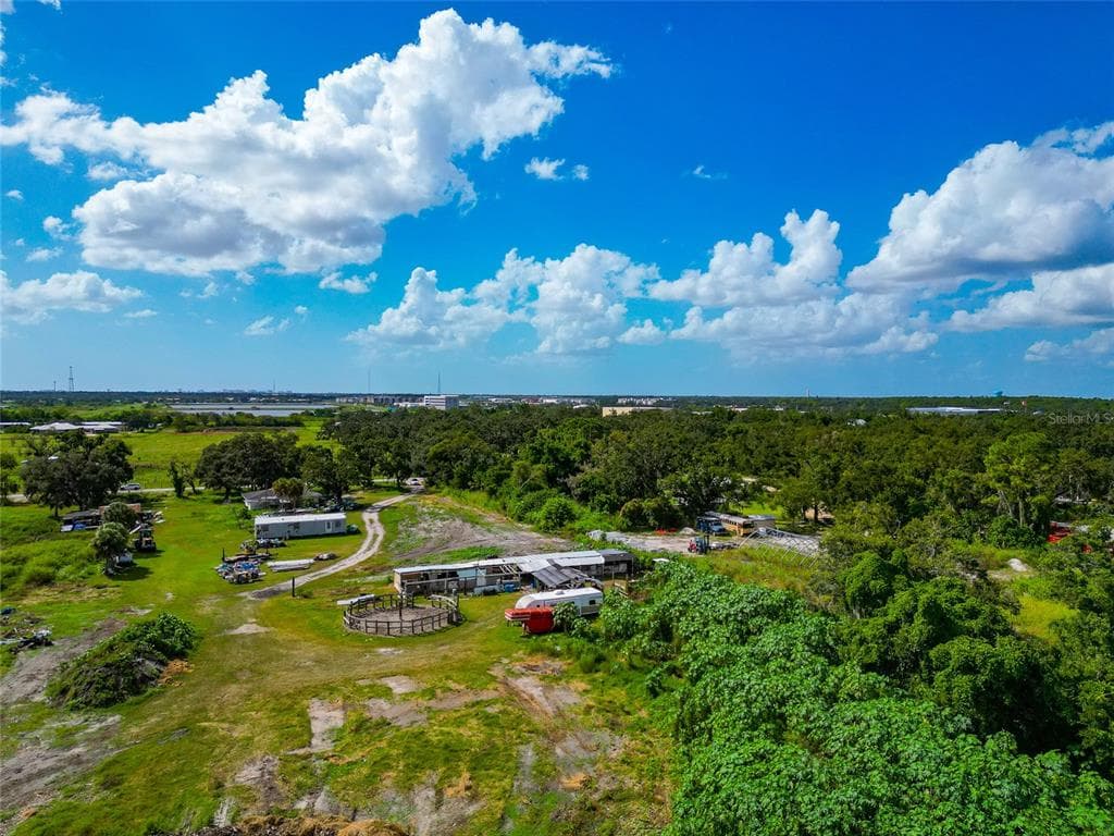 301 EAST ROAD photo 16