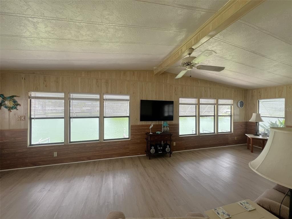 2055 S FLORAL AVENUE 133 photo 23