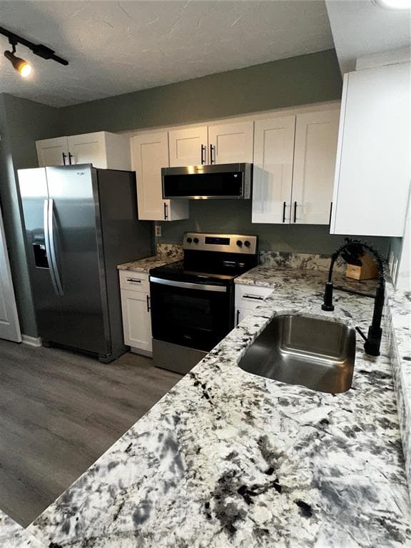 800 COVE CAY DRIVE 4F photo 3