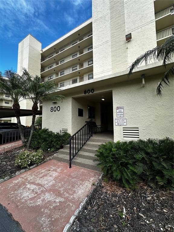 800 COVE CAY DRIVE 4F photo 1