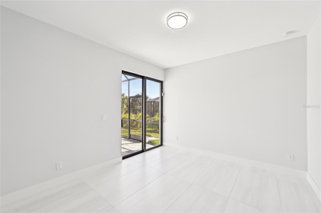 9516 PRESIDENT CIRCLE photo 24