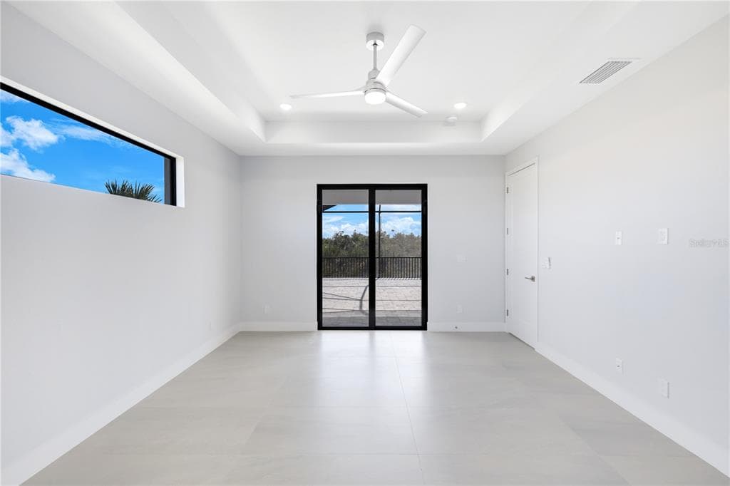 14431 ARTESIA AVENUE photo 9