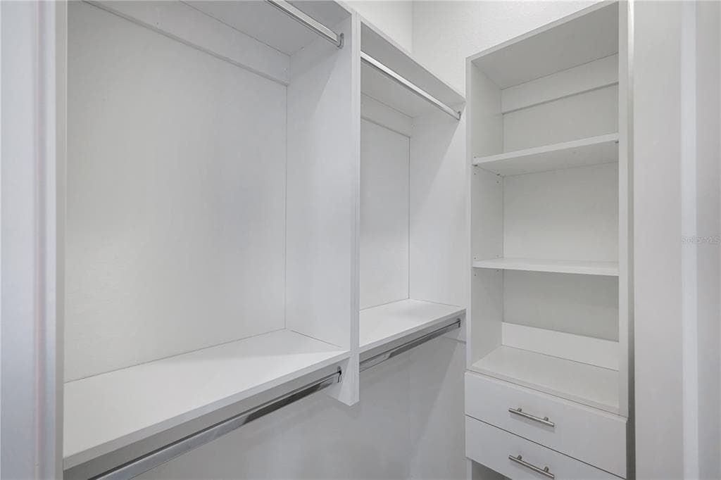 10123 BOYLSTON STREET photo 17