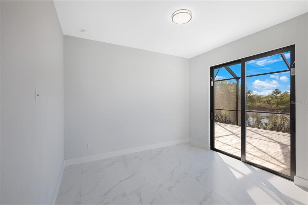 10123 BOYLSTON STREET photo 21