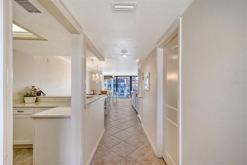 8710 MIDNIGHT PASS ROAD 405 photo 7