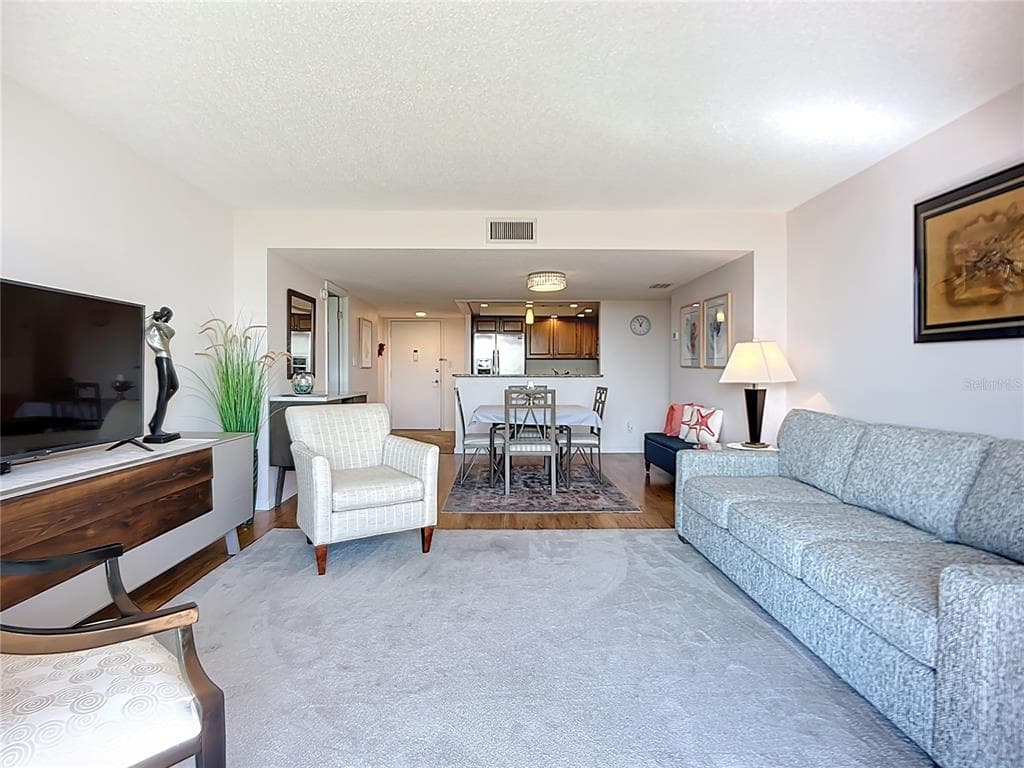 6415 MIDNIGHT PASS ROAD 306 photo 24