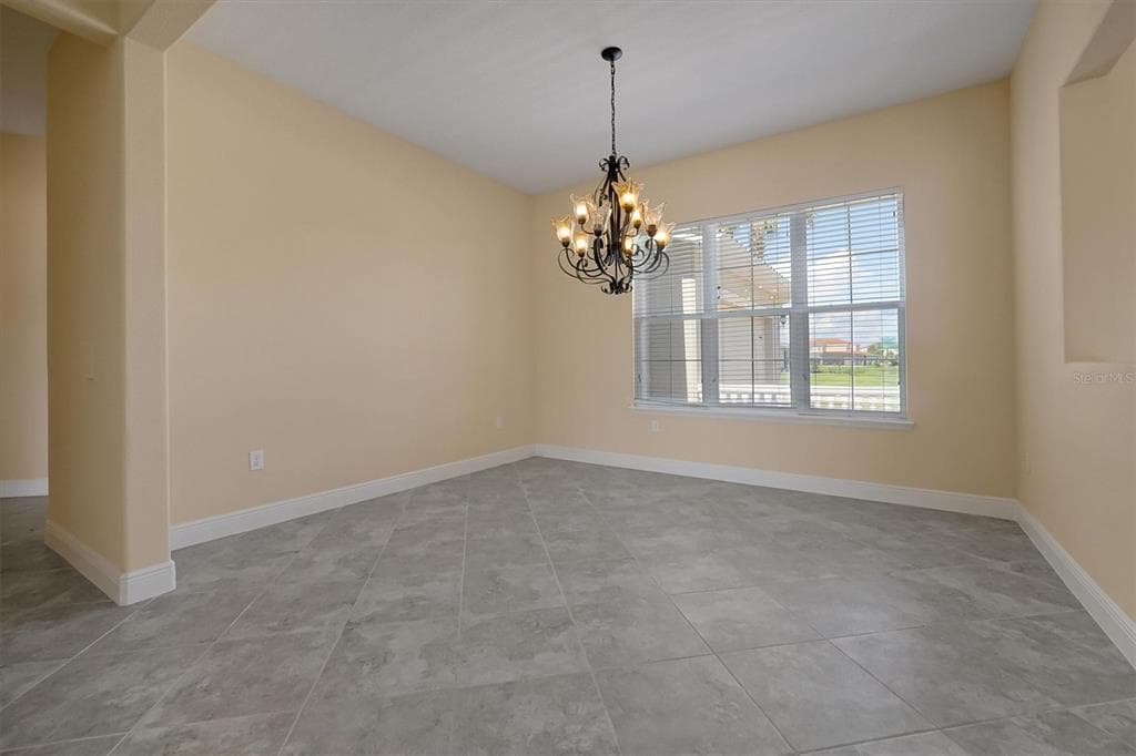 870 SPINNAKER WAY photo 13